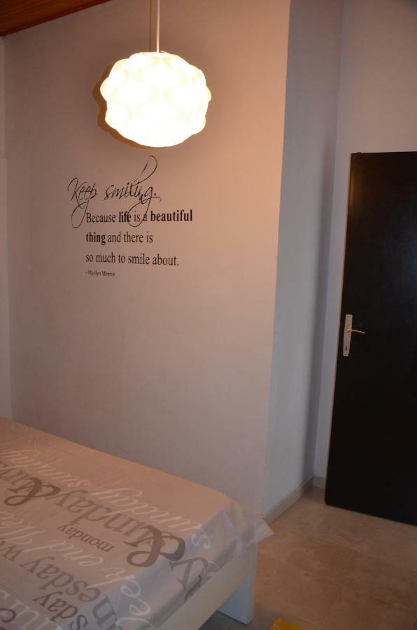 Luana Apartment Milna  Extérieur photo